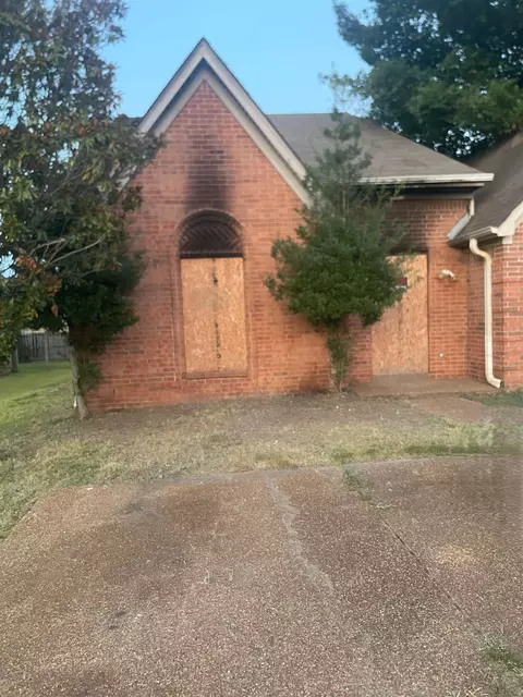 4148 Meadow Heath Ln, Memphis, TN 38115