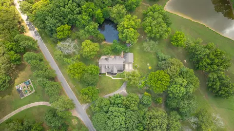 100 Hickory Grove Loop, Oakland, TN 38060