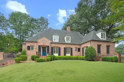 5094 Cole Rd, Memphis, TN 38117