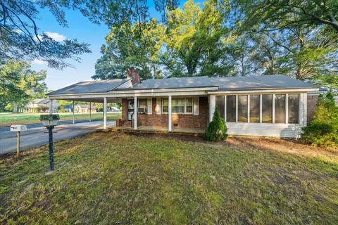8389 Brunswick Rd, Millington, TN 38053