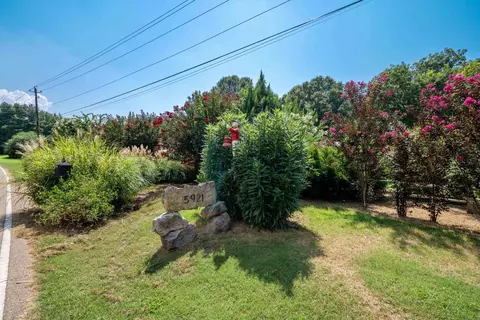 5921 Benjestown Rd, Memphis, TN 38127