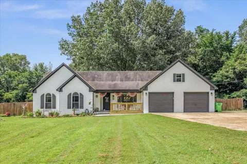 3225 Thorpe Dr, Mason, TN 38049