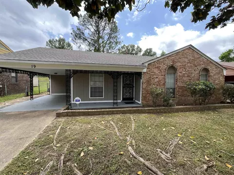 19 Sullivan Dr, Memphis, TN 38109