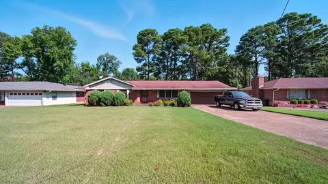 1358 Old Hickory Rd, Memphis, TN 38116