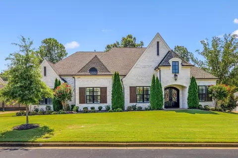10197 Maple Springs Cv, Lakeland, TN 38002