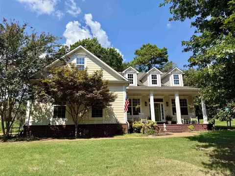 159 N Lake Dr, Jackson, TN 38301