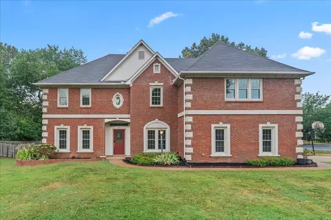 763 Whisper Hill Cv, Collierville, TN 38017