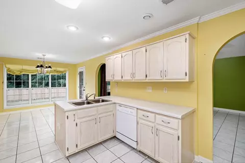 Kitchen - Undisclosed, Hernando, MS 38632 photo 2 of 4