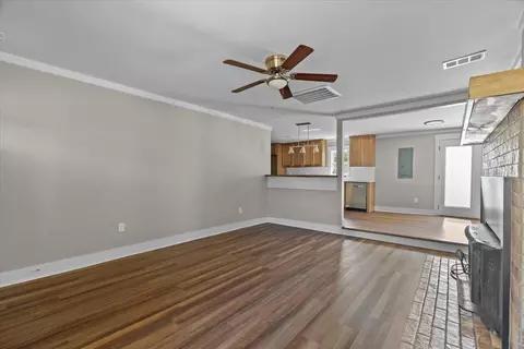 Living - 101 Sivil Cir, Covington, TN 38019 photo 4 of 6