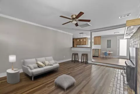 Living - 101 Sivil Cir, Covington, TN 38019 photo 3 of 6