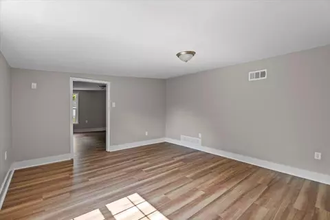 Living - 101 Sivil Cir, Covington, TN 38019 photo 6 of 6