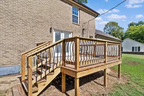 Exterior - 101 Sivil Cir, Covington, TN 38019 photo 4 of 6