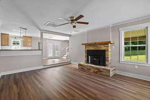 Living - 101 Sivil Cir, Covington, TN 38019 photo 1 of 6