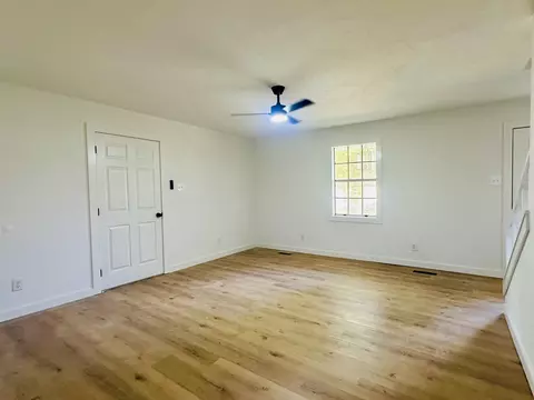 Living - 7701 45 Hwy, Ramer, TN 38367 photo 2 of 4