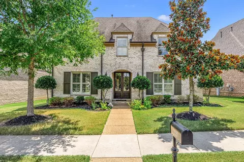 10047 Dropseed Dr, Lakeland, TN 38002