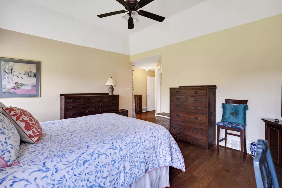 Bedroom - 402 Lillehammer Cv, Memphis, TN 38018 photo 2 of 4