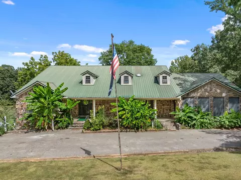 165 Tn-201 Hwy, Reagan, TN 38368