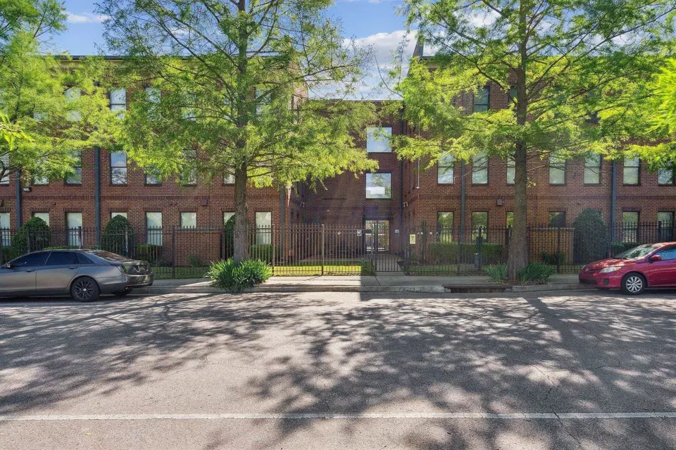 Exterior - 720 Litty Ct #102, Memphis, TN 38103 photo 4 of 9