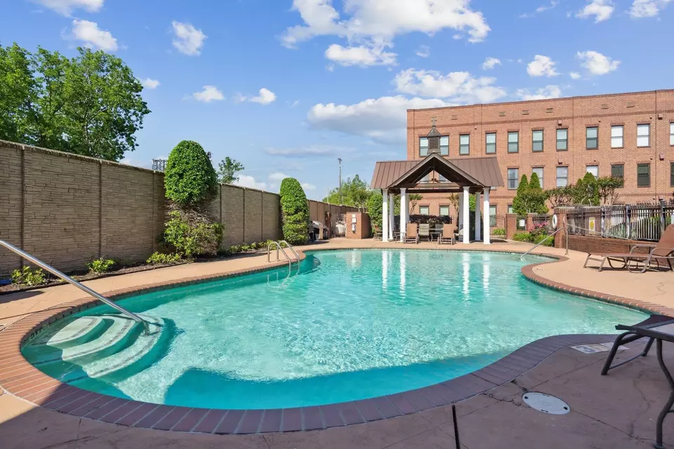 Exterior - 720 Litty Ct #102, Memphis, TN 38103 photo 2 of 9