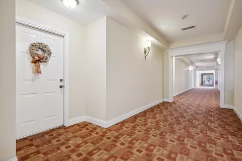 Entry Way - 720 Litty Ct #102, Memphis, TN 38103 photo 1 of 2