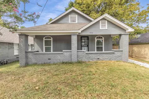 560 W Peebles Rd, Memphis, TN 38109