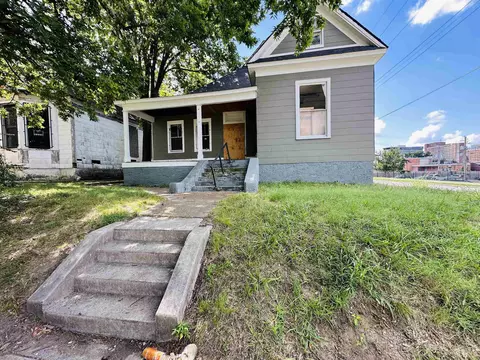 1413 Court Ave, Memphis, TN 38104