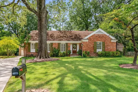 4975 Brookwood Cv, Memphis, TN 38117