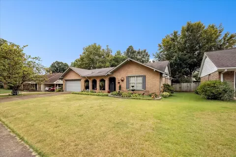 5677 W Antwerp Ave, Bartlett, TN 38135 photo 2