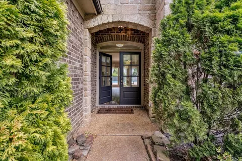 4456 Coltwood Dr, Lakeland, TN 38002