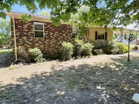 900 Peete St, Covington, TN 38019