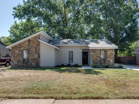 7183 Polder Dr, Memphis, TN 38133
