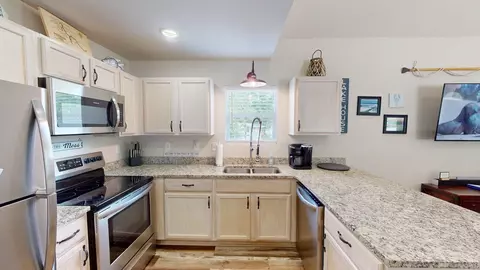 Kitchen - 55 Bogey Loop, Counce, TN 38326 photo 2 of 2