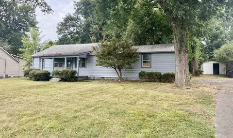 603 E Main St, Newbern, TN 38059