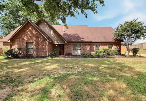 644 Winlawn Dr, Collierville, TN 38017