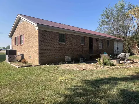65 Walnut St, Savannah, TN 38372 photo 16