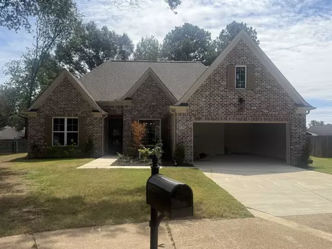 3830 Chablis Cv, Memphis, TN 38115