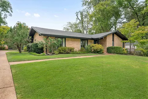 Exterior - 19 E Yates Rd S, Memphis, TN 38120 photo 2 of 7
