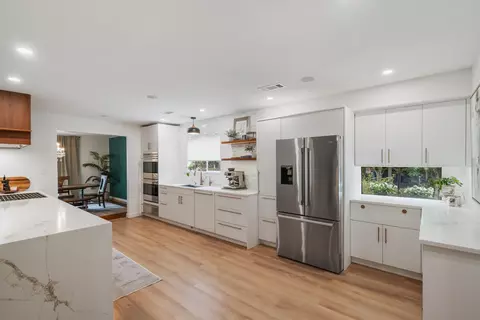 Kitchen - 19 E Yates Rd S, Memphis, TN 38120 photo 1 of 6
