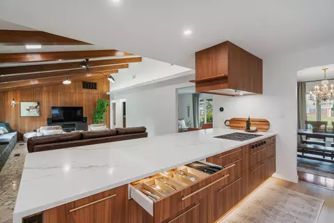 Kitchen - 19 E Yates Rd S, Memphis, TN 38120 photo 6 of 6