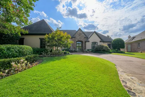 3257 S Avenel Cv, Memphis, TN 38125