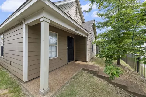 1322 Larkin Ave, Memphis, TN 38104