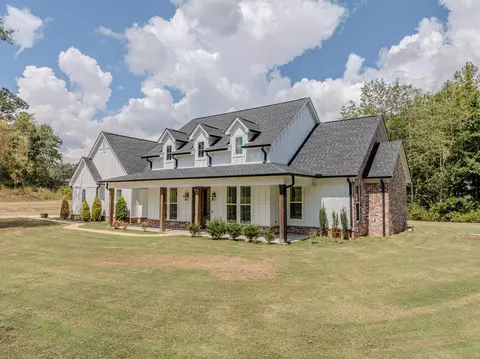 14424 Meyers Plantation Cv, Byhalia, MS 38611