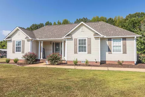 203 Chris Ln, Ramer, TN 38367