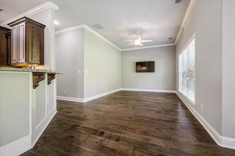 Living - 170 Cedar Hill Cv, Somerville, TN 38068 photo 4 of 5