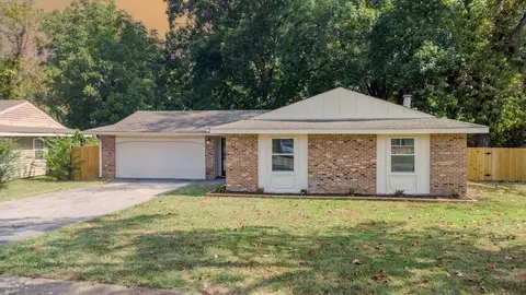 4060 Hitchcock Dr, Memphis, TN 38128