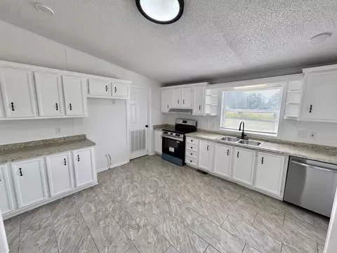 474 Junior Dr, Covington, TN 38019 photo 8