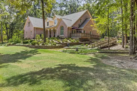 585 Hickory Lake Dr, Eads, TN 38028