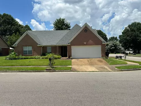 1441 Milestone Dr, Collierville, TN 38017