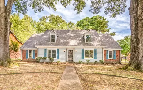 8876 Eatonwick Dr E, Memphis, TN 38016
