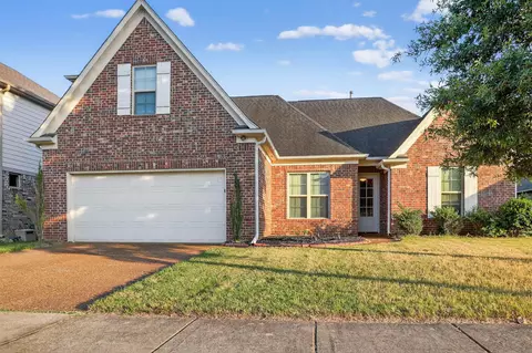 7881 Country Lake Dr, Bartlett, TN 38133